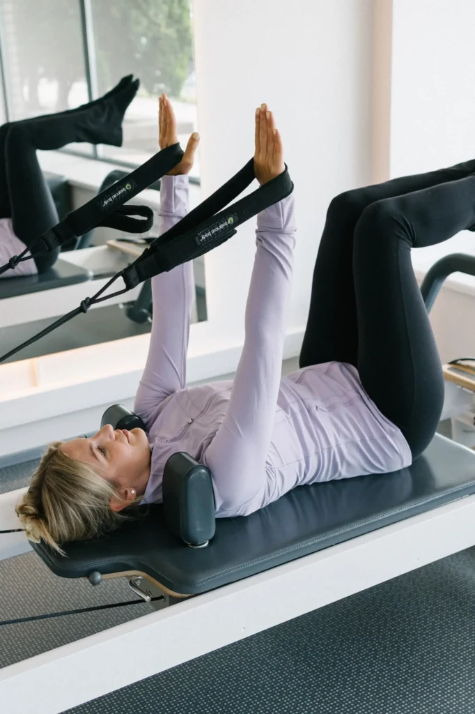 Pilates reformer masinal